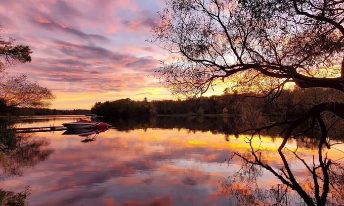 Otonabee-South Monaghan House | 5 STAR! - The jewel of the Kawarthas. short drive from Toronto!