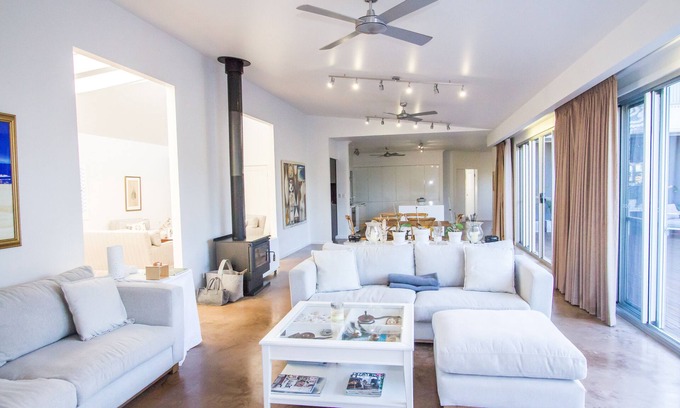 Central Mudgee House | 5 Star Ultimate Entertainers Sanctuary in Mudgee