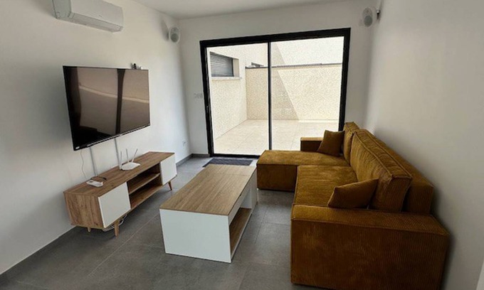 Satolas-et-Bonce Apartment | 50 m² Apartment ∙ 3 bedrooms ∙ 6 guests