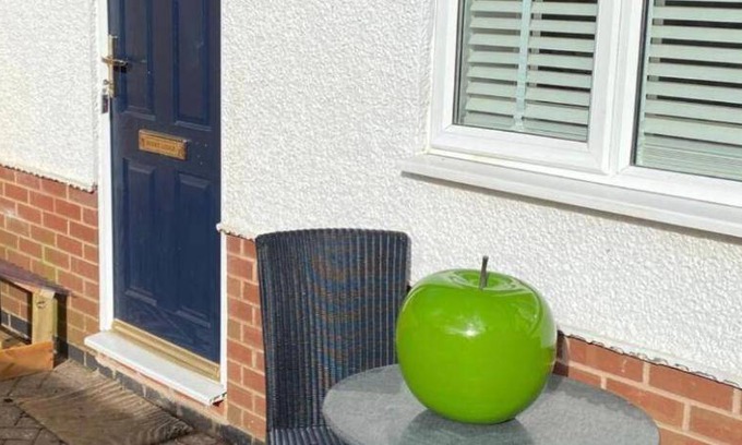 Alcester Apartment | 50 m² Apartment ∙ 1 bedroom ∙ 2 guests