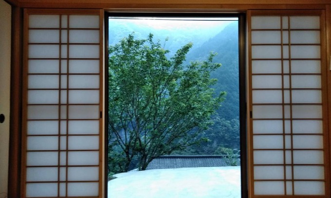 Shikokuchuo House | 50 m² House ∙ 2 bedrooms ∙ 7 guests