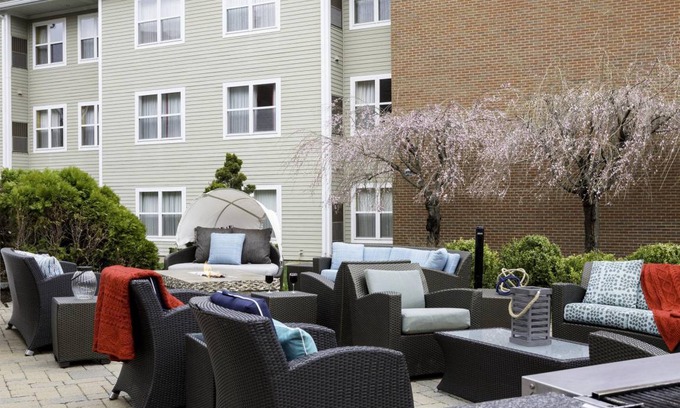 Pease Hotel | 50 m² Hotel ∙ 127 guests