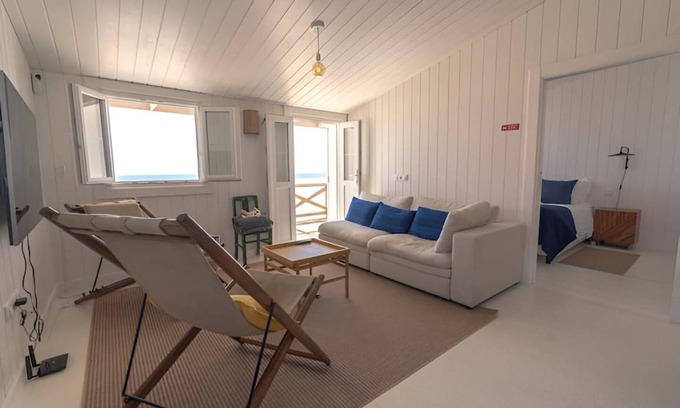 Costa de Caparica House | 50 m² House ∙ 2 bedrooms ∙ 4 guests