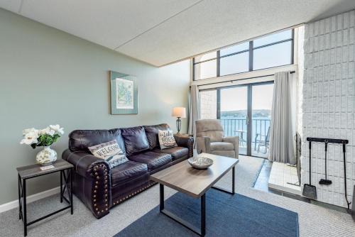 Thayerville House | 502F Three Bedroom Two Bath