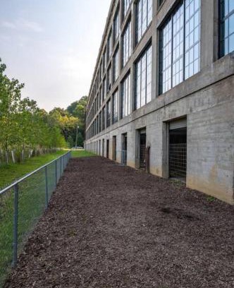 Otterbien Home Apartment | 5103 Peters New Industrial Loft on Lebanon Bike Trail
