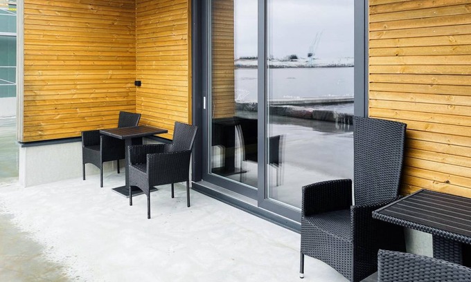 Ulstein Municipality Apartment | 52 m² Apartment ∙ 2 bedrooms ∙ 4 guests