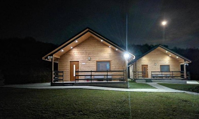 Bobrka Ski Chalet | 52 m² Chalet ∙ 2 bedrooms ∙ 12 guests