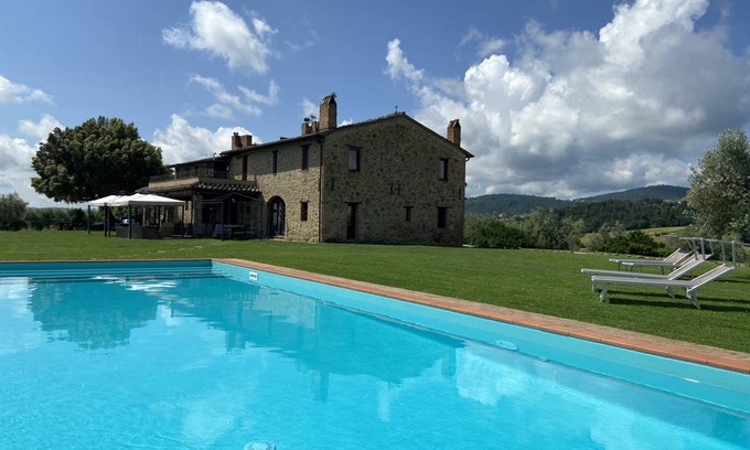 Teverina di Cortona Villa | 520 m² Villa ∙ 10 bedrooms ∙ 24 guests