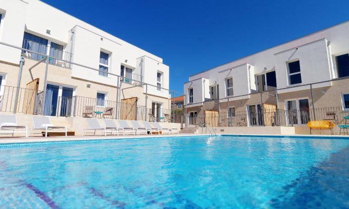 Poio Apartment | 54 m² Apartment ∙ 2 bedrooms ∙ 16 guests