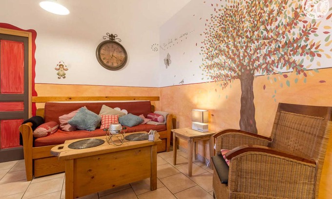 Gilly-sur-Isere House | 54 m² Gîte ∙ 2 bedrooms ∙ 5 guests