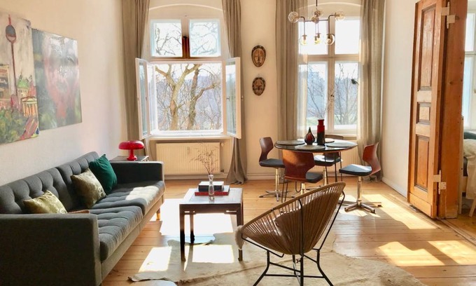 Wrangelkiez Apartment | 55 m² Apartment ∙ 1 bedroom ∙ 2 guests