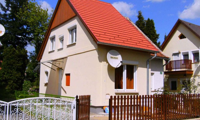 Bukfurdo House | 55 m² House ∙ 2 bedrooms ∙ 4 guests