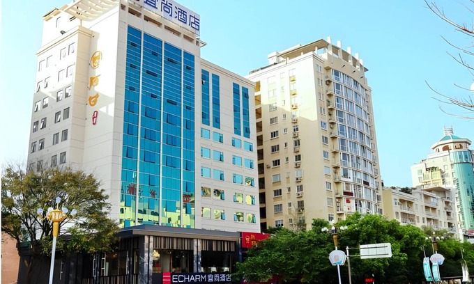 Xiufeng Hotel | 56 m² Hotel ∙ 4 guests