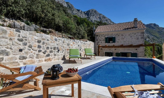 Zaostrog House | 56 m² House ∙ 1 bedroom ∙ 3 guests