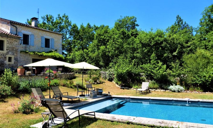 Cremps House | 56 m² House ∙ 2 bedrooms ∙ 4 guests
