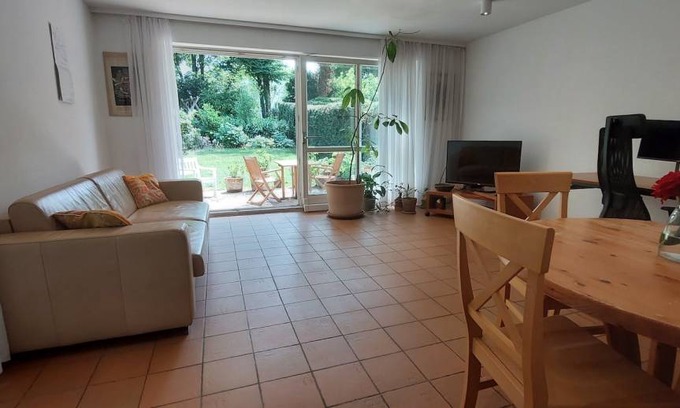 Harlaching Apartment | 57 m² Apartment ∙ 1 bedroom ∙ 2 guests