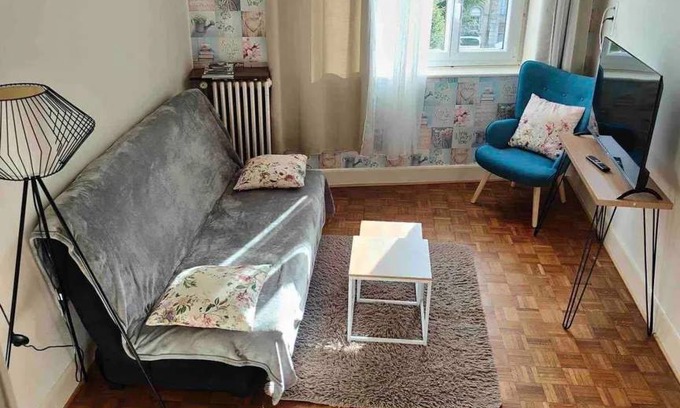 Neris-les-Bains Apartment | 57 m² Apartment ∙ 2 bedrooms ∙ 4 guests