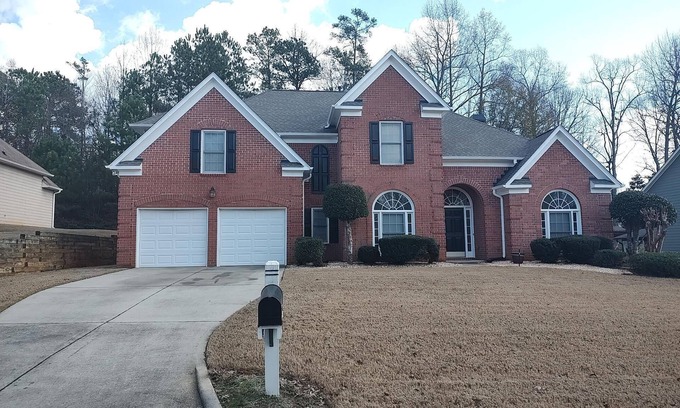 Newnan House | 5Bd 3Bth - Insurance-Corporate-Families Welcome - Flexible - Near Atl