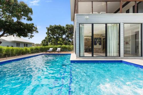 Carina House | 5BDR Ultimate Family Retreat Pool Toys Galore