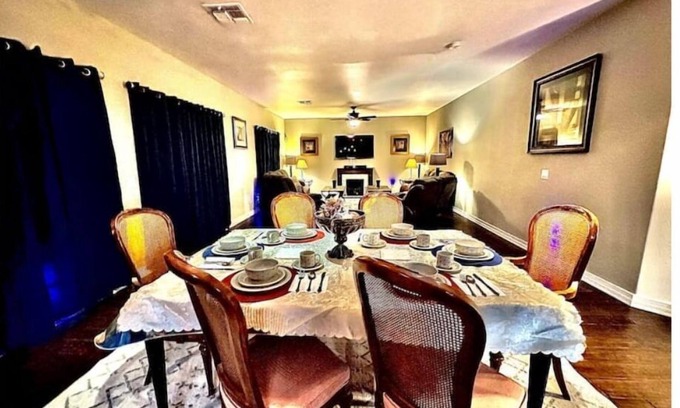 Rancho El Mirage House | 5BR/3.5BA w/2 Master Suites/Pool