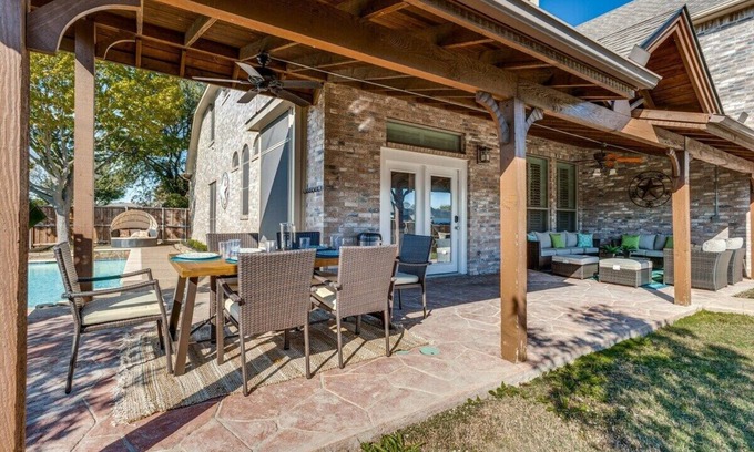 Rowlett Villa | 5Br Lux! Pool, Games & Theater