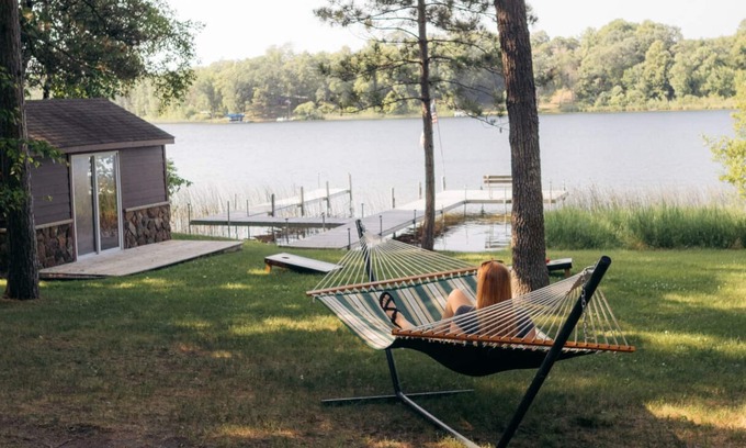 Breezy Point Cabin | 5Pines Ossie- Water Toys|Swim| Game Rm| Dock