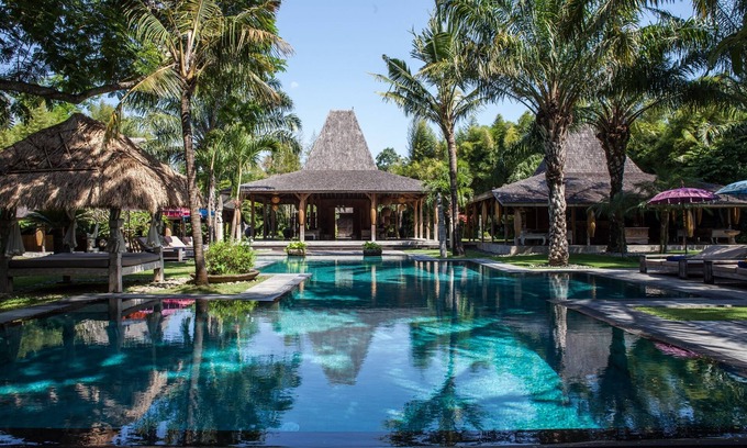 Umalas Villa | 6 Bedroom Ethnic Villa KA Seminyak