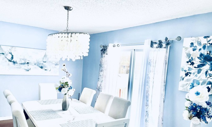 Maplewood House | 6 bedroom house 2 mins away from maplewood mall