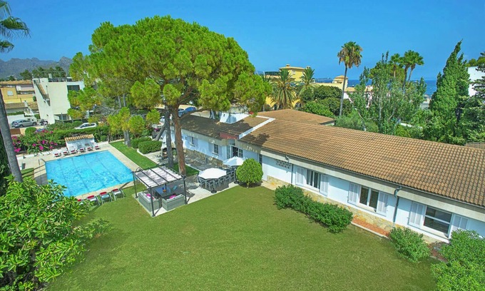 Puerto de Pollensa Villa | 6 bedroom villa, with private pool and BBQ, Pollensa