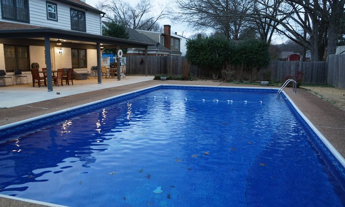 Ellendale House | 6-BR Home Near Memphis Airport- Close to Everything