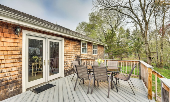 Adamsville House | 6 Mi to Beach: Family Home in Little Compton!