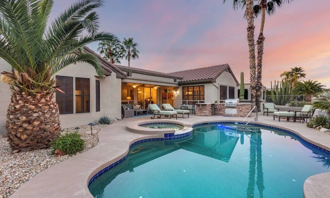 Surprise Apartment | 6 Palms at Sun City Grande - Pool and Spa!