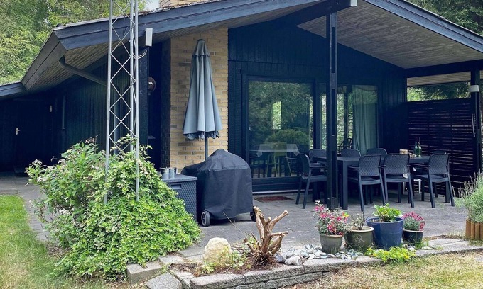 Bøtø By House | 6 person holiday home in Væggerløse-By Traum