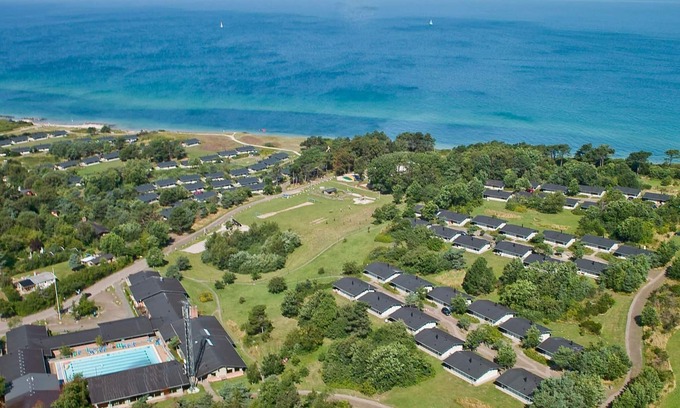 Smidstrup Strand House | 6 person holiday home in Gilleleje