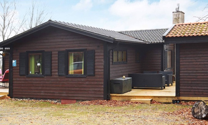 Bollaltsbygget House | 6 person holiday home in KNÄRED