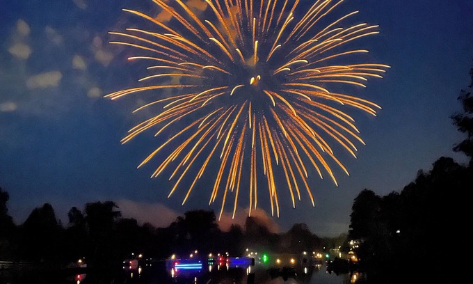 Park Rapids Condo | 6* Riverfront resort, swim. dine, Kayak, Adventure