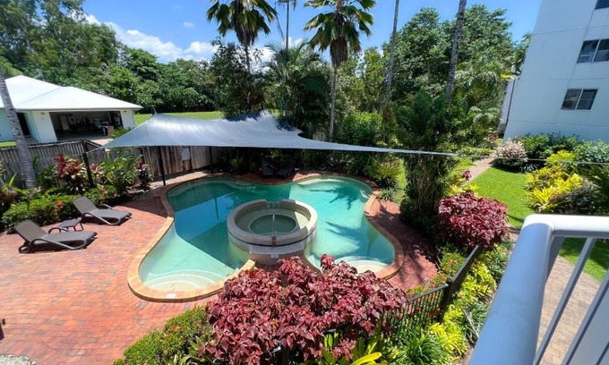 Wongaling Beach Apartment | 6 Ulysses - Spacious Beachfront Apartment