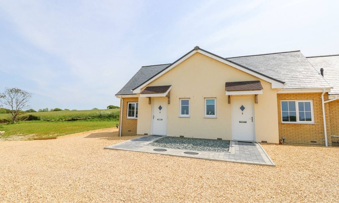 Freshwater Cottage | 6 YARMOUTH COTTAGES, pet friendly, with a garden in Freshwater