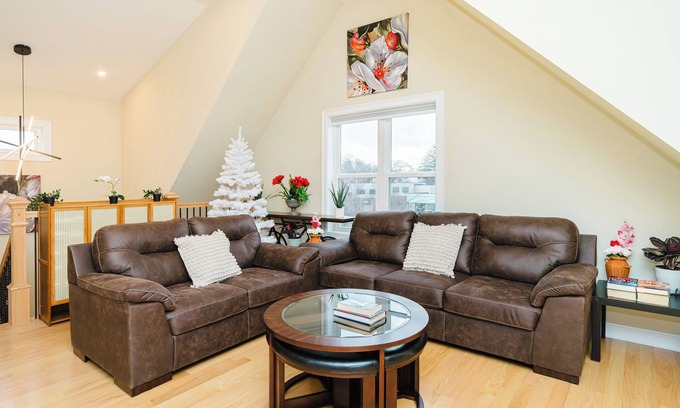West Codman Hill - West Lower Mills Apartment | 60-3 3BR Boston - Sleek Apartment near Franklin Park