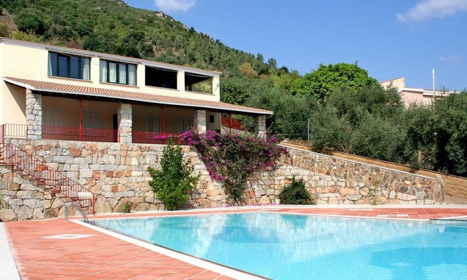 Jerzu Apartment | 60 m² Apartment ∙ 1 bedroom ∙ 4 guests