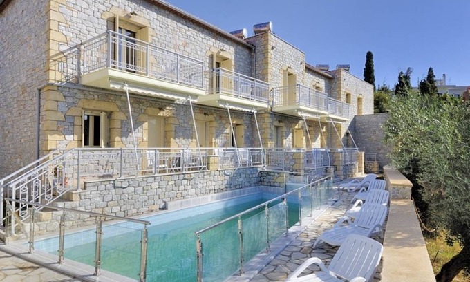 Stoupa Apartment | 60 m² Apartment ∙ 2 bedrooms ∙ 4 guests