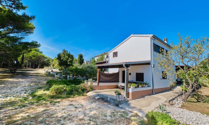 Cunski Apartment | 60 m² Apartment ∙ 2 bedrooms ∙ 4 guests