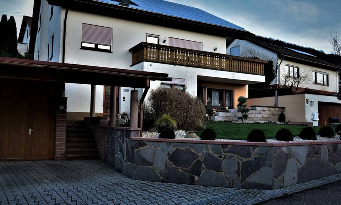 Dettingen an der Erms Apartment | 60 m² Apartment ∙ 1 bedroom ∙ 2 guests
