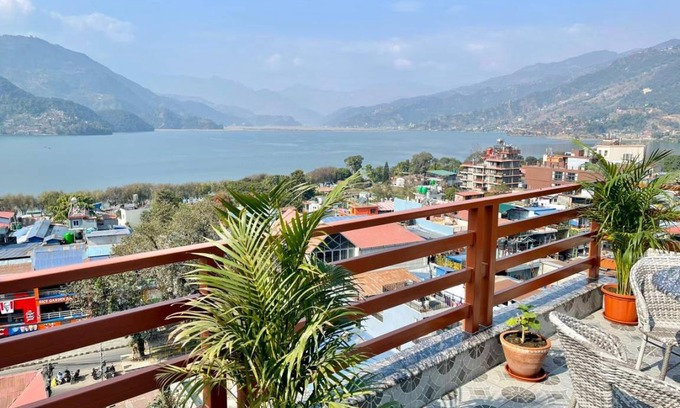 Pokhara Hotel | 60 m² Hotel ∙ 6 guests