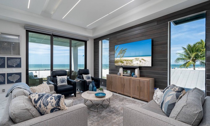 Fort Myers Beach House | 61 Once Upon A Tide: 4BR Beachfront with Pool & Spa!