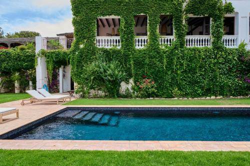 Comarruga Villa | 6100 m² Villa ∙ 7 bedrooms ∙ 16 guests