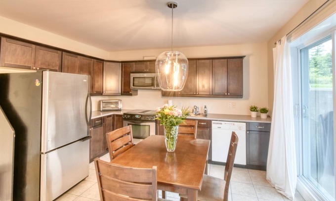 Shannon Apartment | #613 - Shannon splendide 3 1/2 dans quartier luxueux