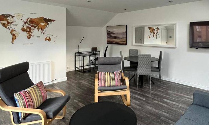 New Town Apartment | 62 m² Apartment ∙ 2 bedrooms ∙ 4 guests