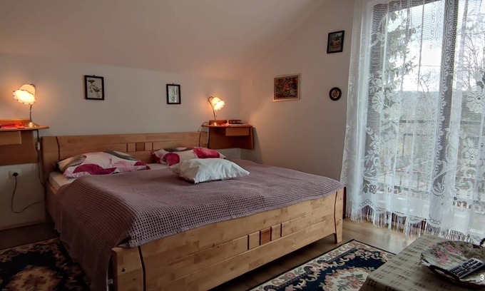 Plaski Apartment | 62 m² Apartment ∙ 3 bedrooms ∙ 5 guests