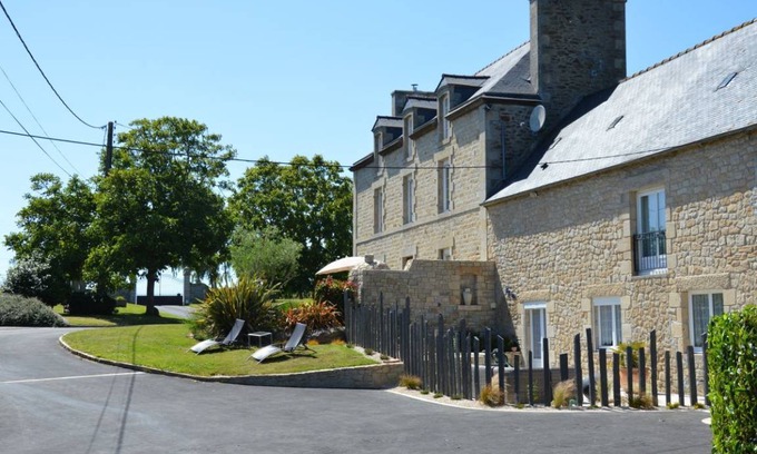 Plancoet House | 62 m² Gîte ∙ 2 bedrooms ∙ 3 guests